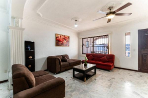 Amplio departamento para familias grandes